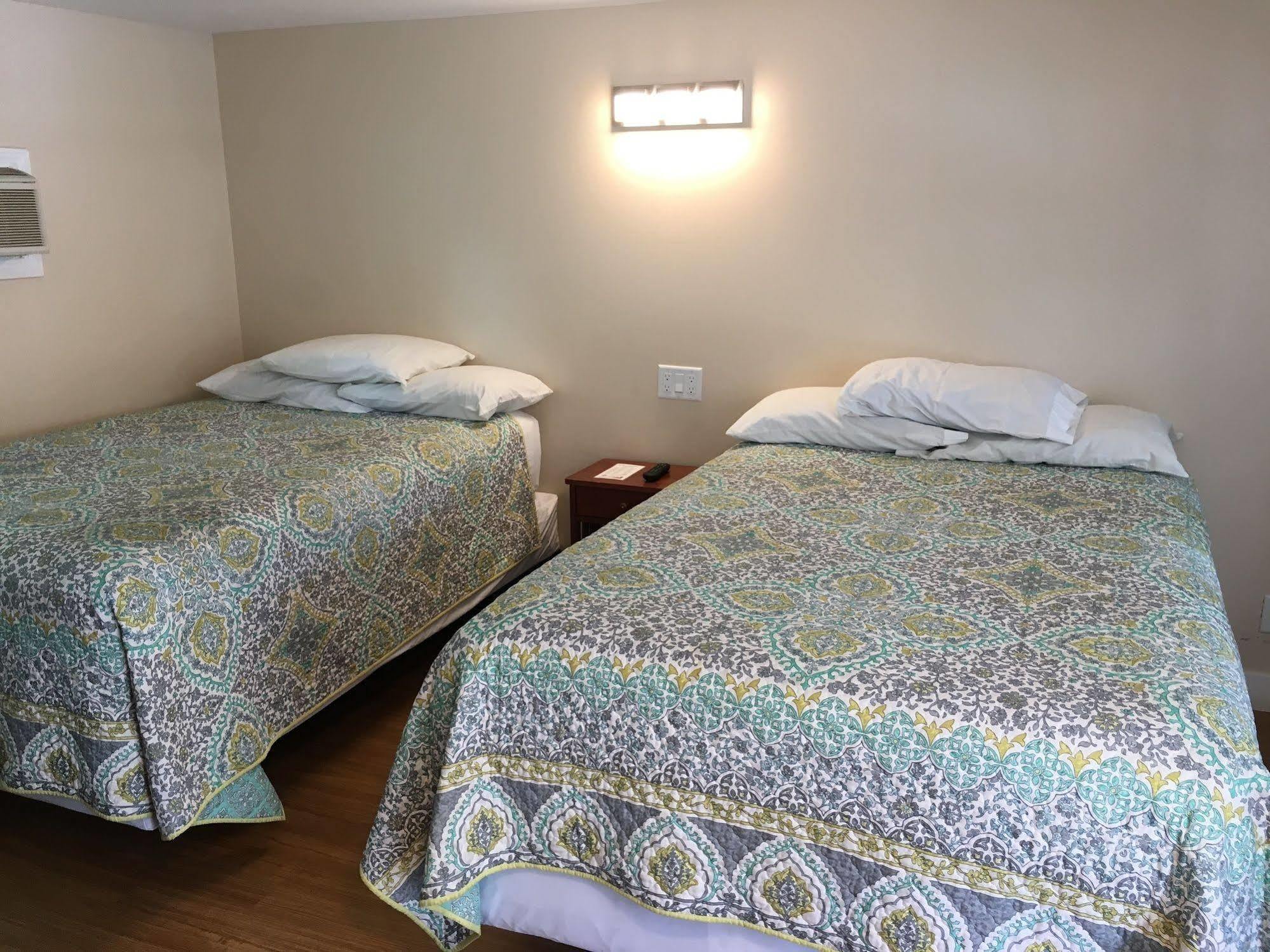 Emerald Isle Inn - Хамптън Екстериор снимка